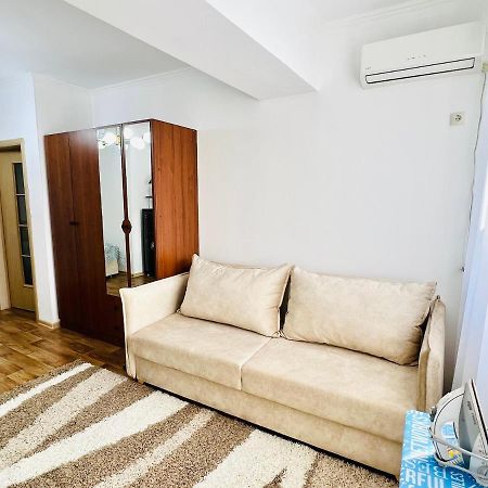 Evita Apartment بيشكيك المظهر الخارجي الصورة