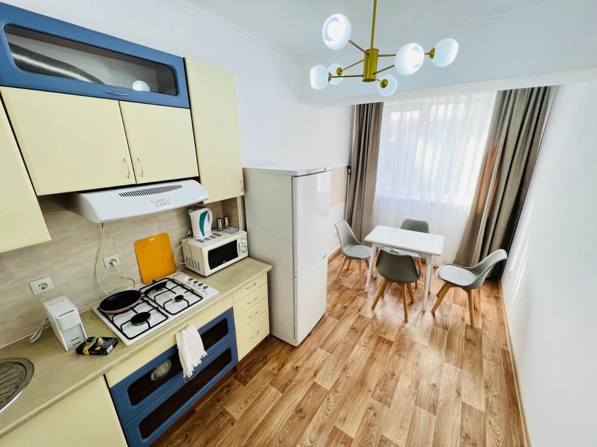 Evita Apartment بيشكيك المظهر الخارجي الصورة