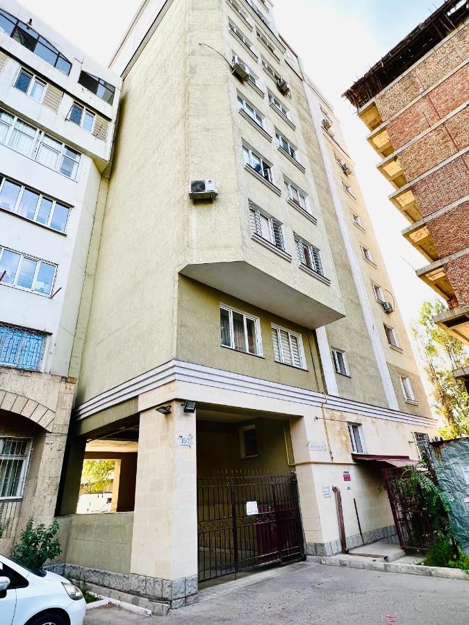 Evita Apartment بيشكيك المظهر الخارجي الصورة